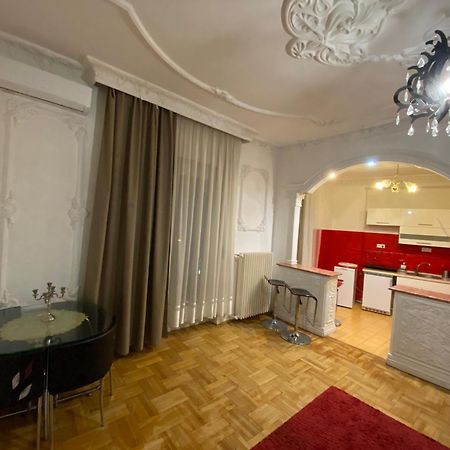 Apartment With Balcony And Ac Next To Danube Budapest Ngoại thất bức ảnh