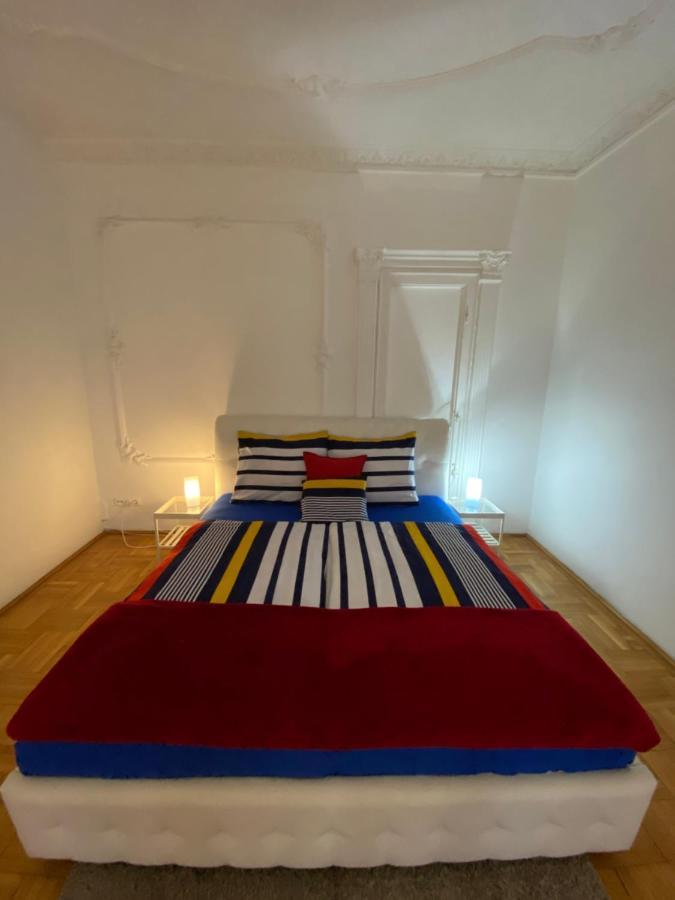 Apartment With Balcony And Ac Next To Danube Budapest Ngoại thất bức ảnh