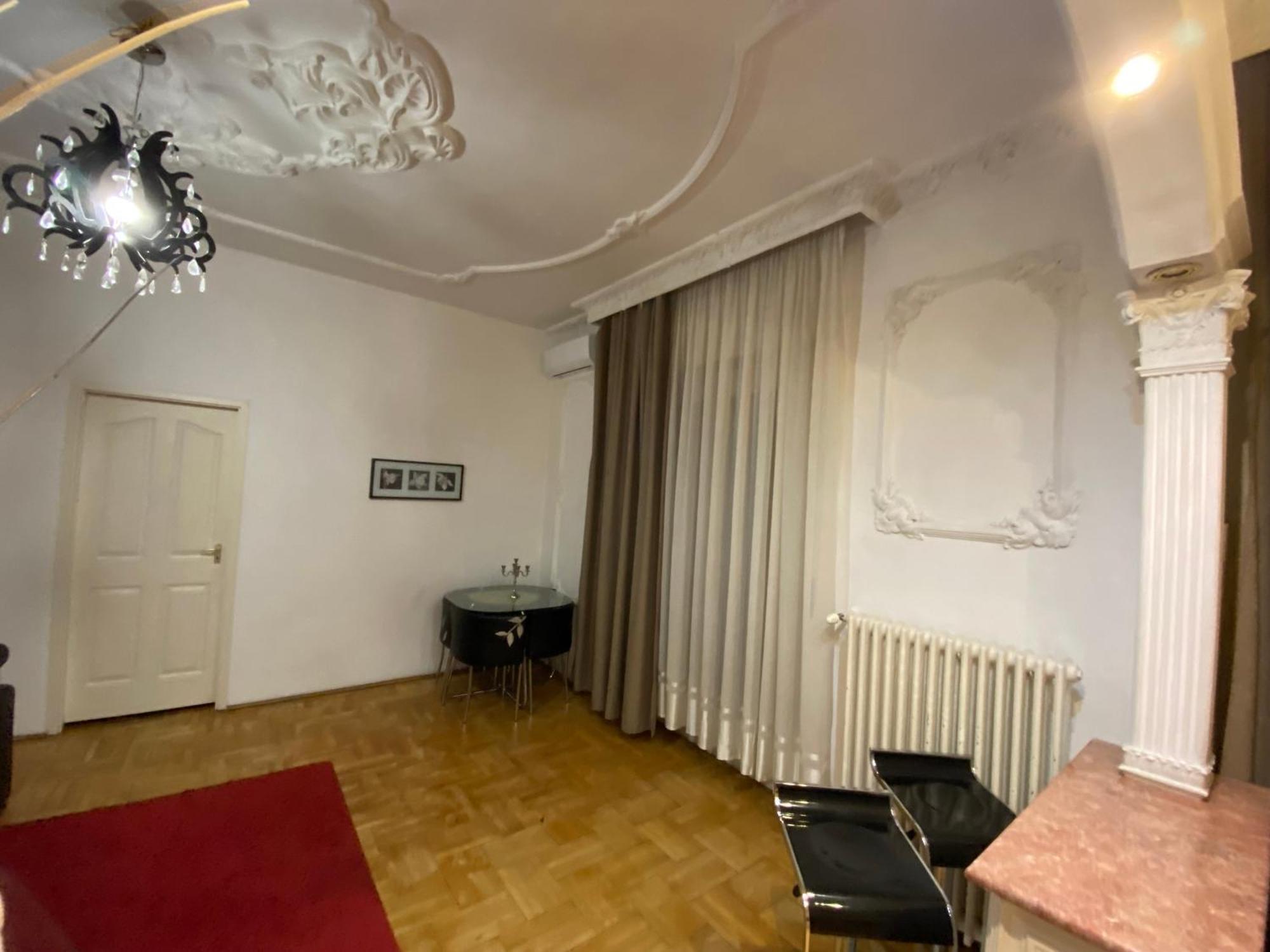 Apartment With Balcony And Ac Next To Danube Budapest Ngoại thất bức ảnh