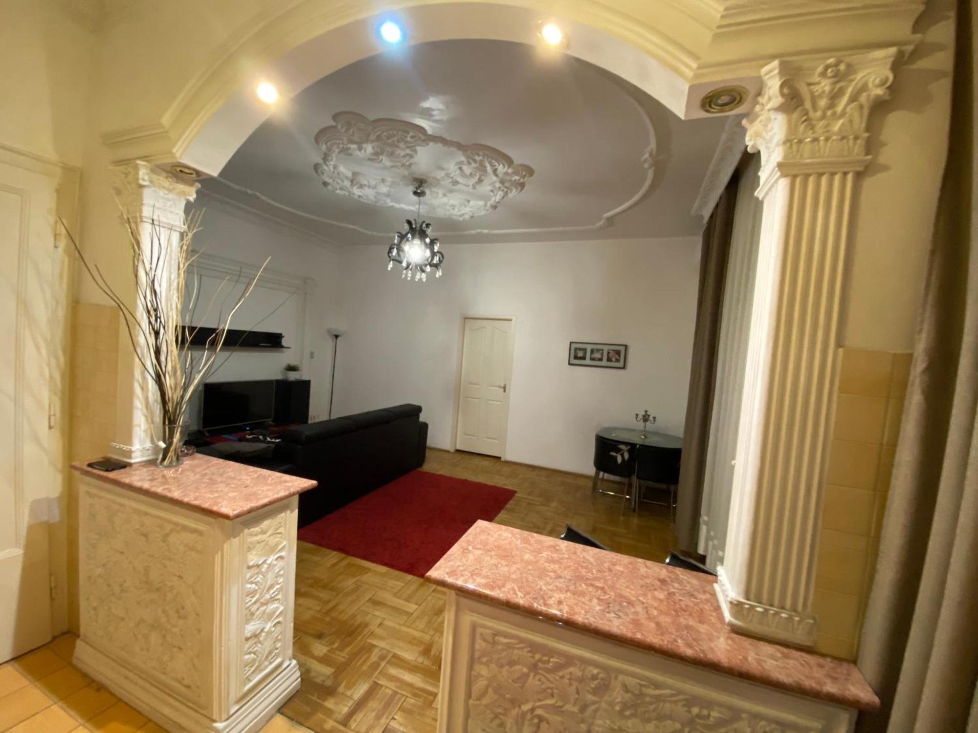 Apartment With Balcony And Ac Next To Danube Budapest Ngoại thất bức ảnh