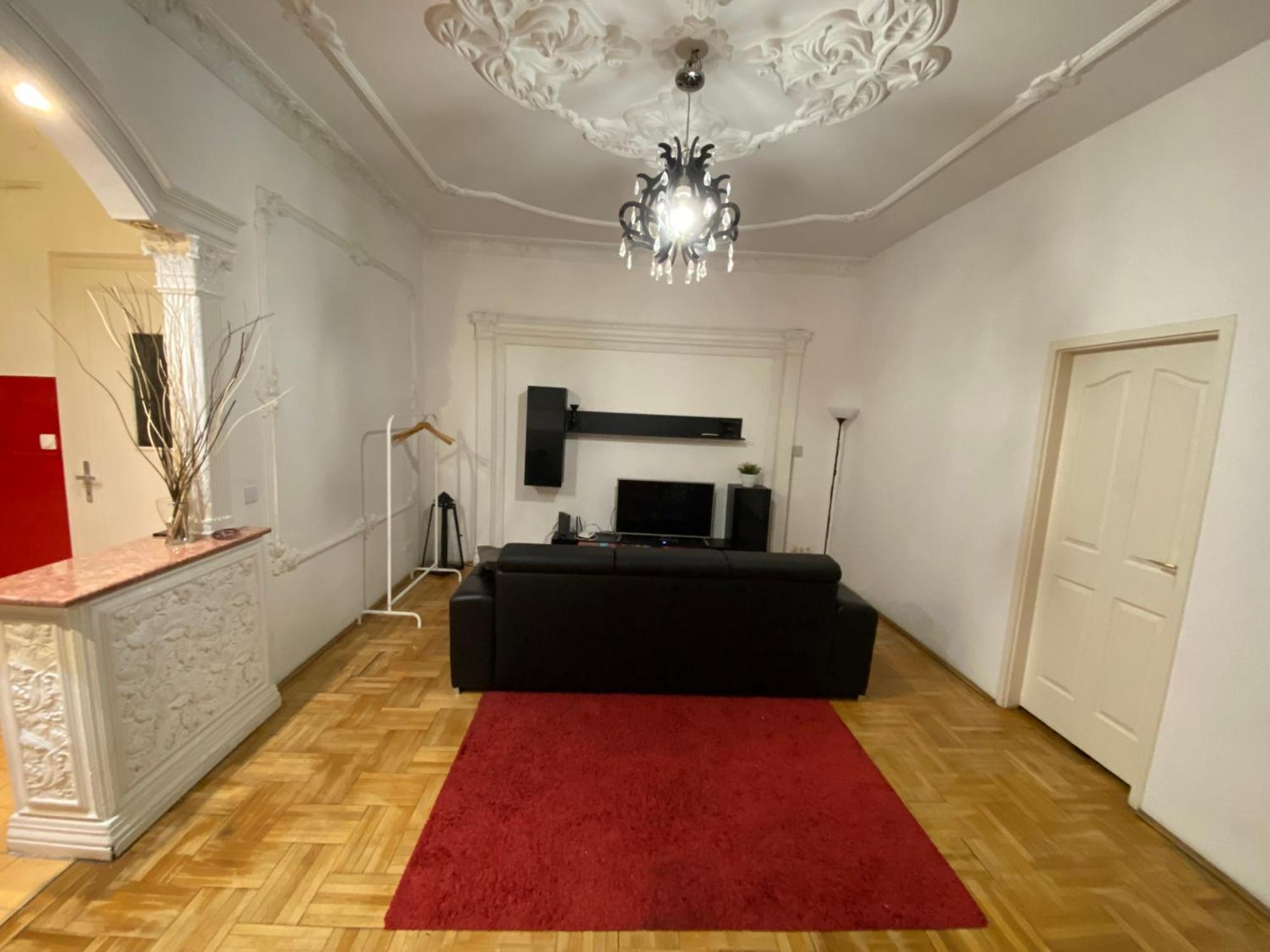 Apartment With Balcony And Ac Next To Danube Budapest Ngoại thất bức ảnh
